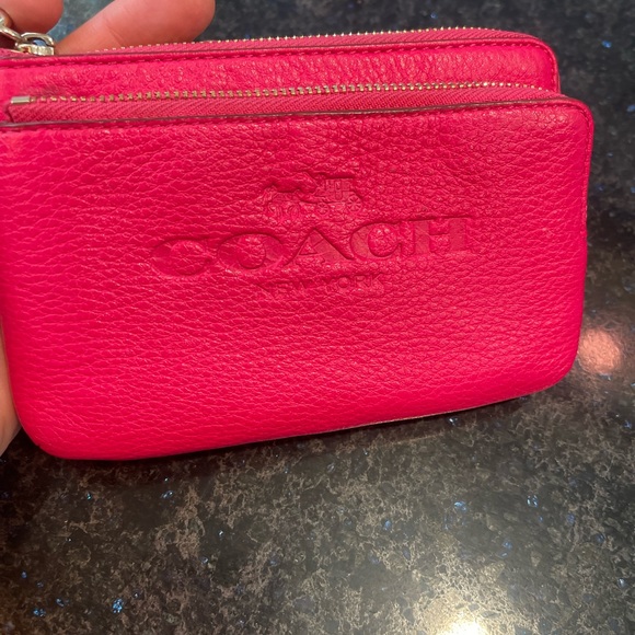 Coach wristlet - Picture 2 of 10